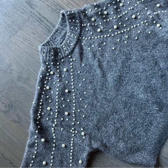Zara Cropped Pearl Sweater - Picture 2 of 5